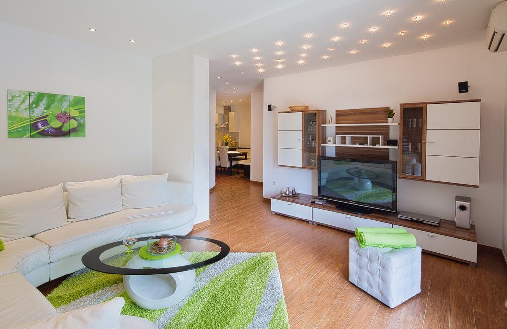 MonteLux Apartamentos Budva Habitación foto
