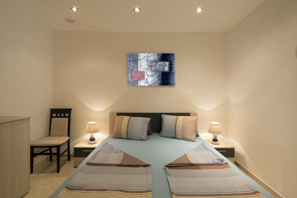 MonteLux Apartamentos Budva Habitación foto