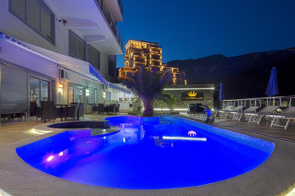 MonteLux Apartamentos Budva Exterior foto